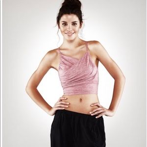 Manduka Wrapped up bralette - raspberry heather